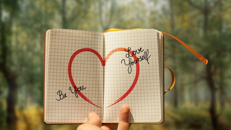 Simple daily habits showing how to love myself every day and build self confidence