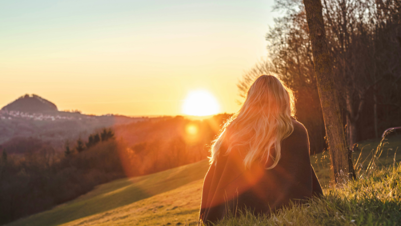 morning sunlight for vitamin d boosting serotonin and mental clarity