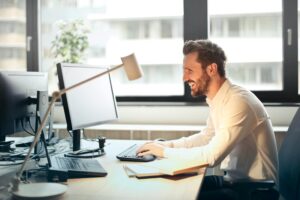 Real-life examples of people boosting productivity using the best productivity tools at work and in daily life.