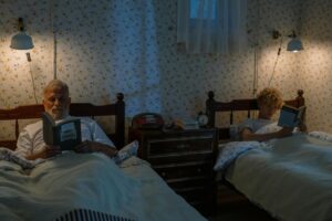 Small daily changes to help you learn how to sleep early at night