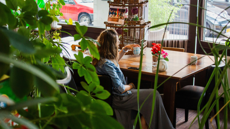 A simple dopamine detox benefits routine for beginners with morning habits, reduced screen time, and mindful lifestyle practices for better focus and mental clarity
