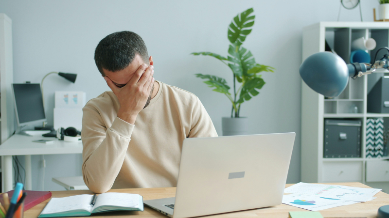 How to overcome procrastination while working on a laptop