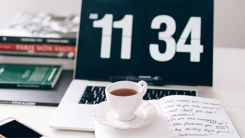 7-day plan to stop doomscrolling at night and break the nighttime scrolling habit